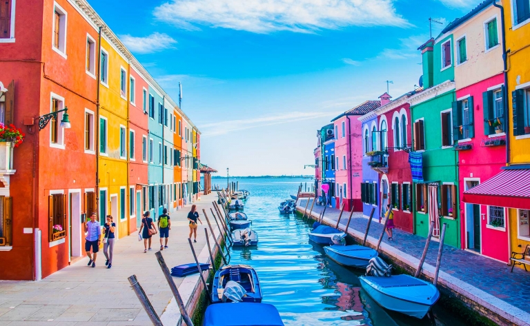 Burano et Murano : maisons colorées, dentelle et verreries